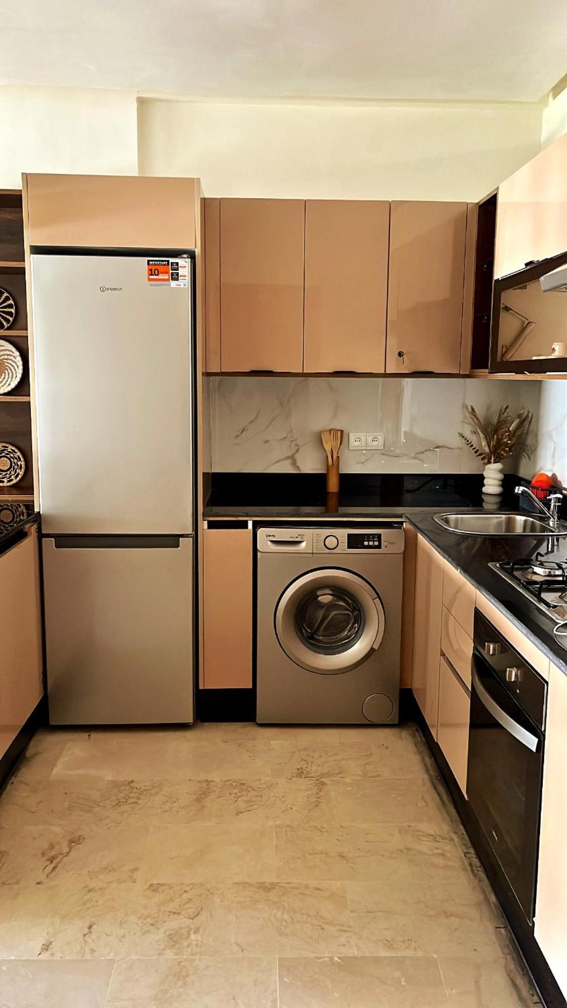 Elegant Appartement Avec Un Acces Piscine Jardin Parking Sous-Sol Et Wifi Haut Debit Fibre Optique Tangier Exterior photo